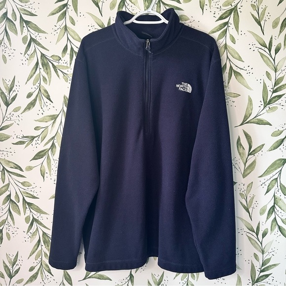The North Face 1/2 Zip Mock Neck Fleece. Black. XXL. - Picture 1 of 8